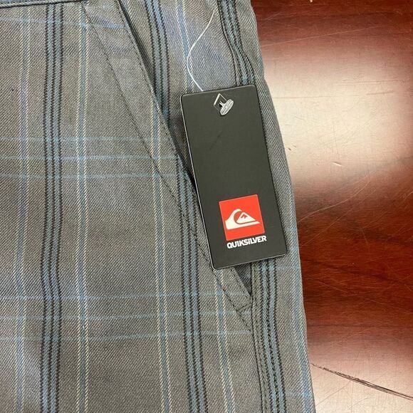 Quiksilver Gray & Blue Windowpane Bermuda Shorts sz 33 NWT - Picture 2 of 6